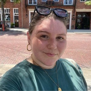 Meet your Posher, Mariana